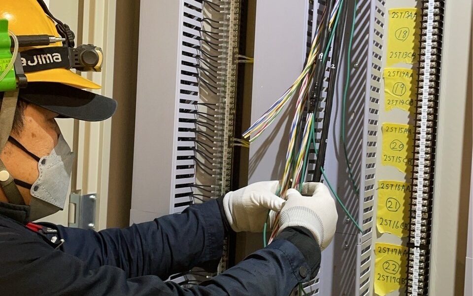 事業内容- 弱電設備工事